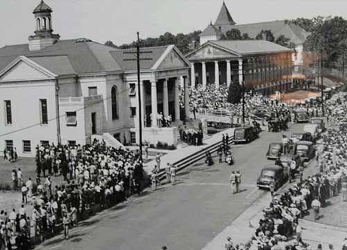 Bankhead Makes Last Entrance into the White Marble Church